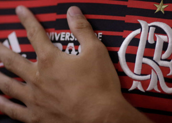 Gabriel é apresentado pelo Flamengo: 'Estou muito feliz'